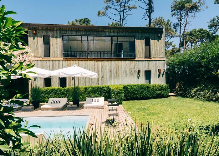 Casa Flor